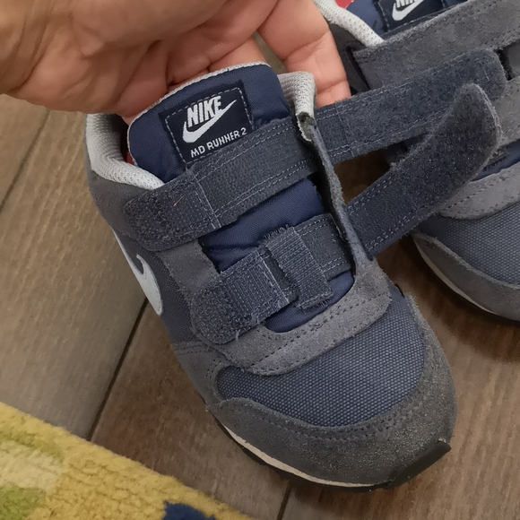 Nike MD Runner 2 Psv - boys size Eur 28 - Picture 12 of 15